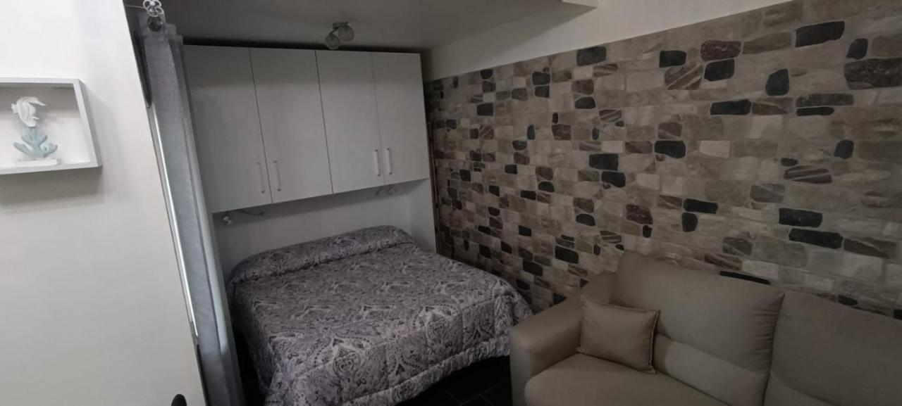 B&B Appartamenti L'Anfora Сперлонга Екстериор снимка