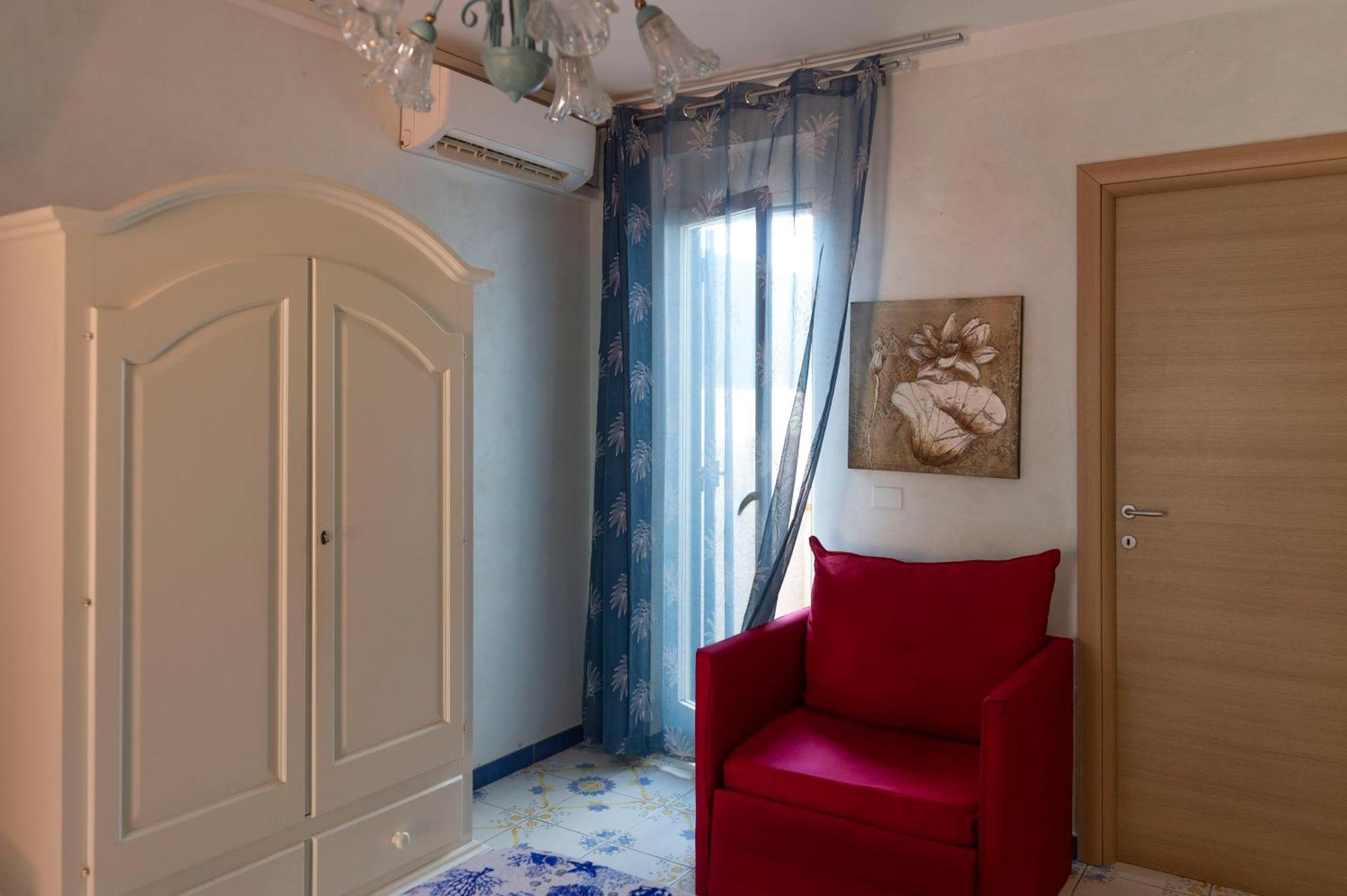 B&B Appartamenti L'Anfora Сперлонга Екстериор снимка