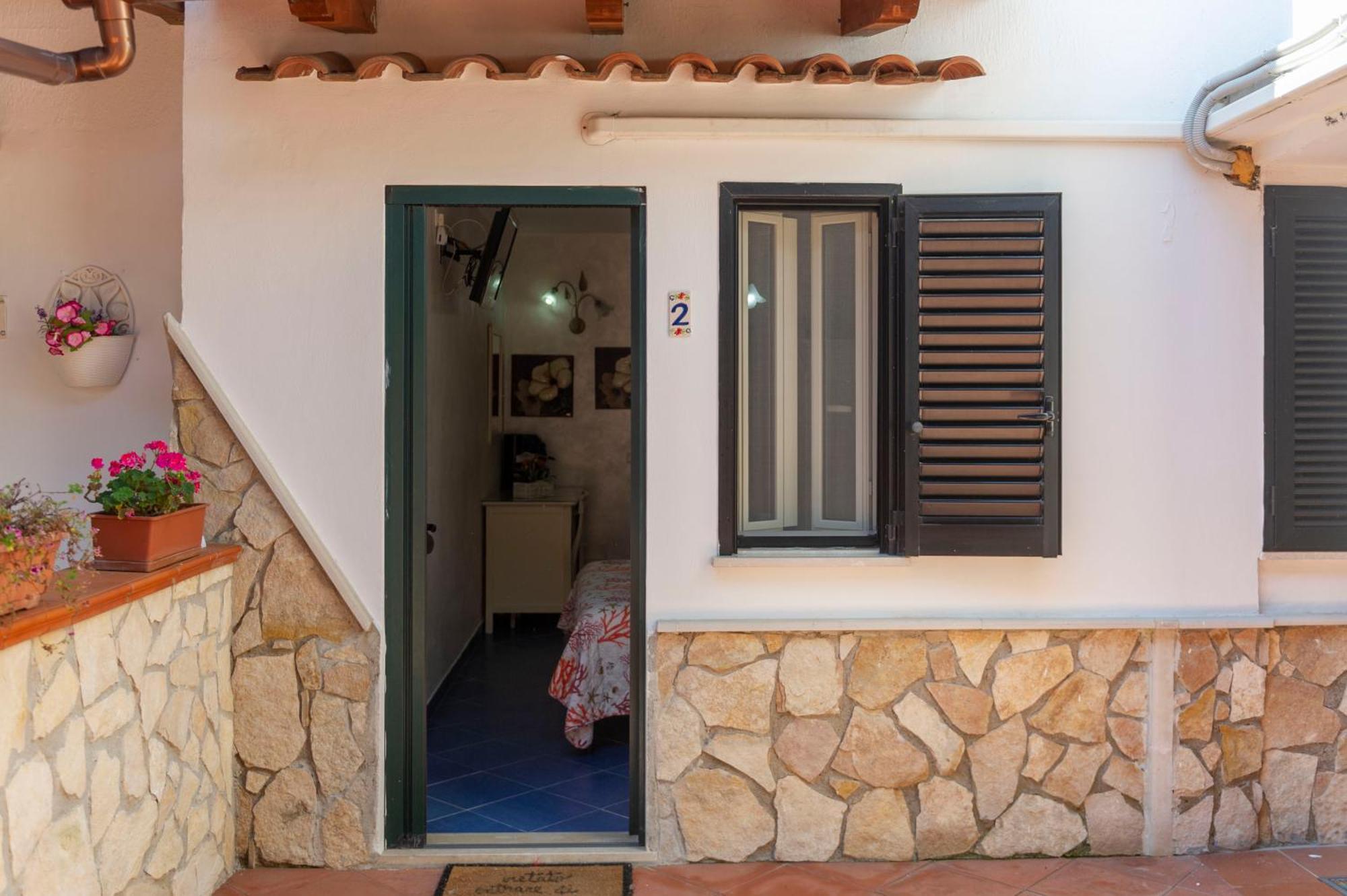B&B Appartamenti L'Anfora Сперлонга Екстериор снимка